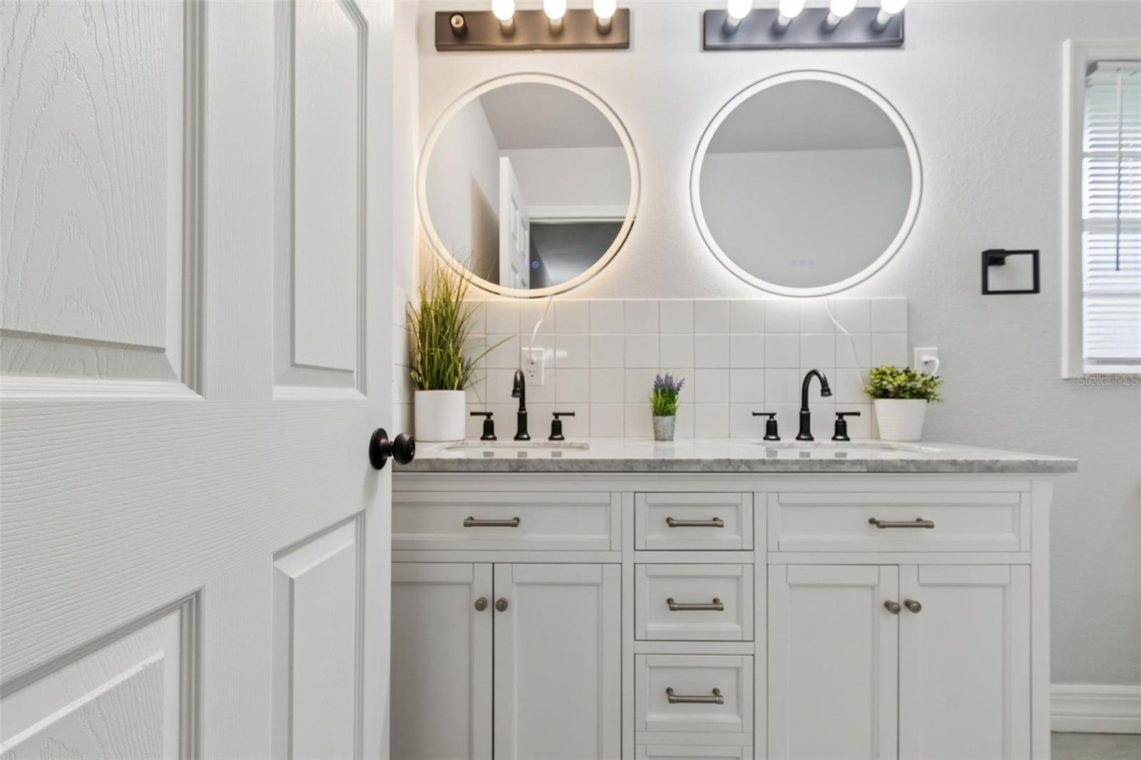 3600 38TH AVE E, BRADENTON, FL, 34208
