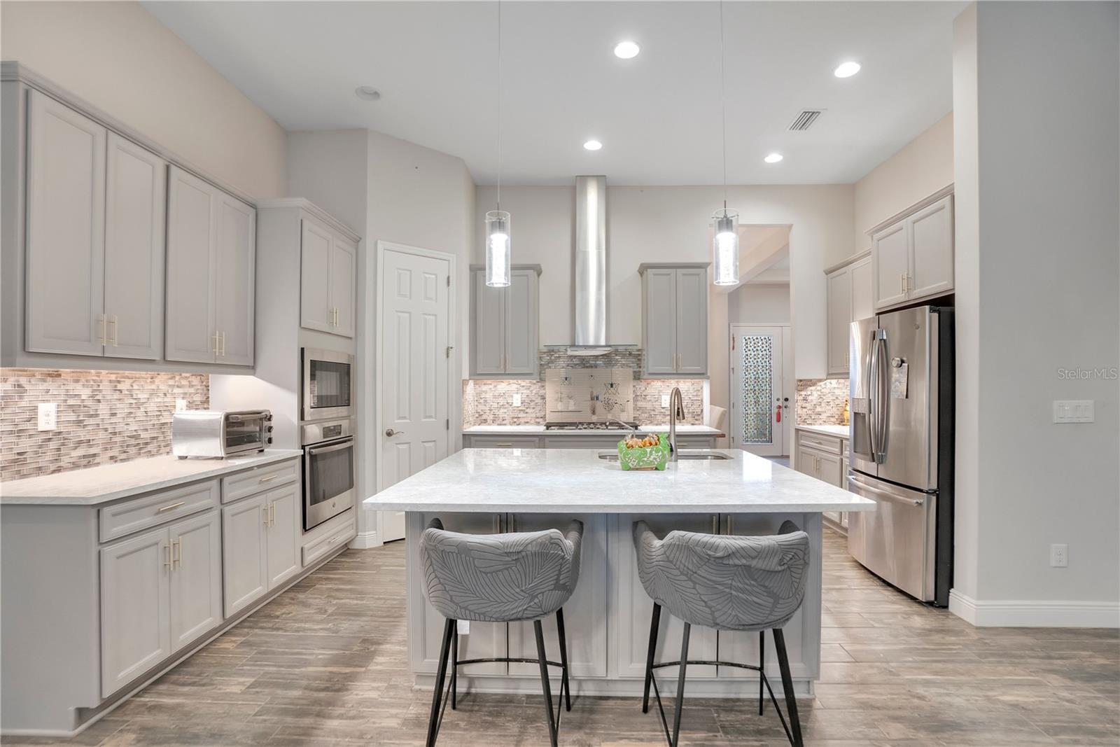 21914 BUTTERFLY KISS DR, LAND O LAKES, FL, 34637