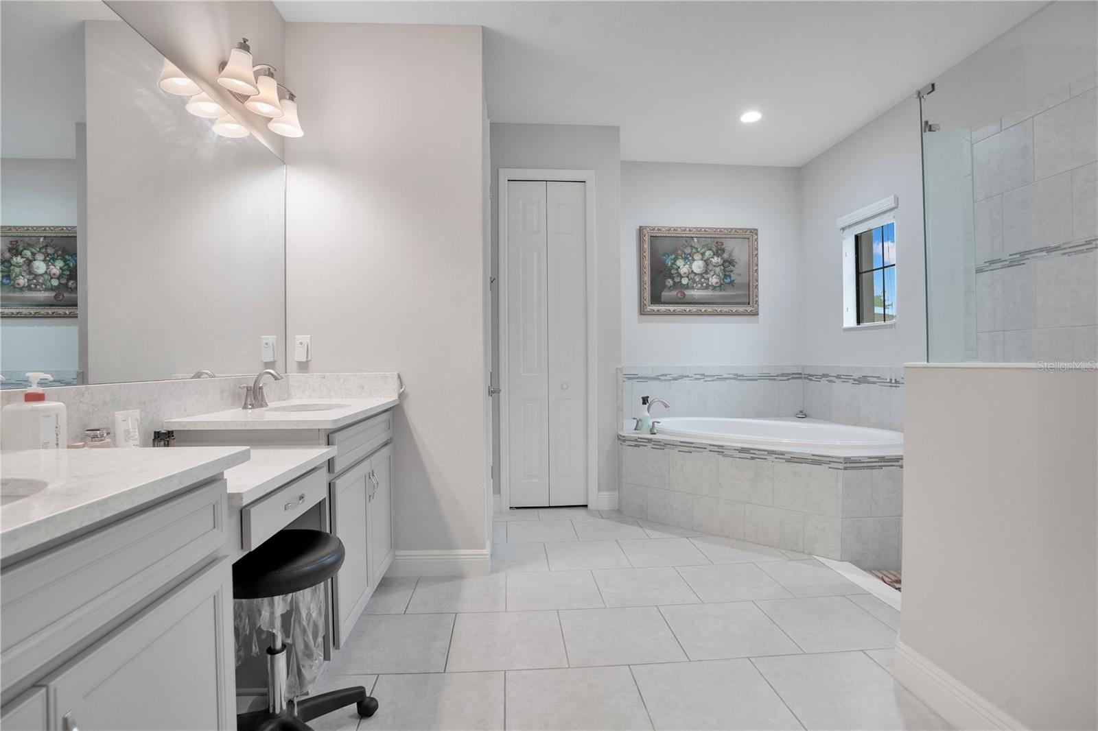 21914 BUTTERFLY KISS DR, LAND O LAKES, FL, 34637