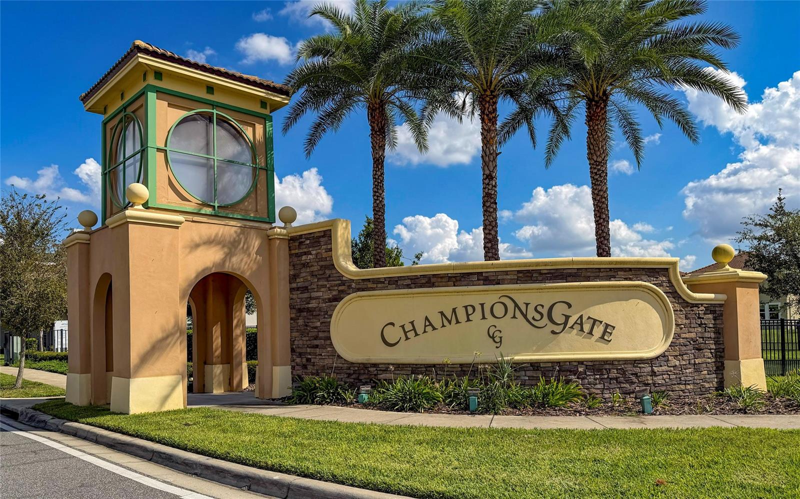 8991 CABOT CLIFFS DR, DAVENPORT, FL, 33896