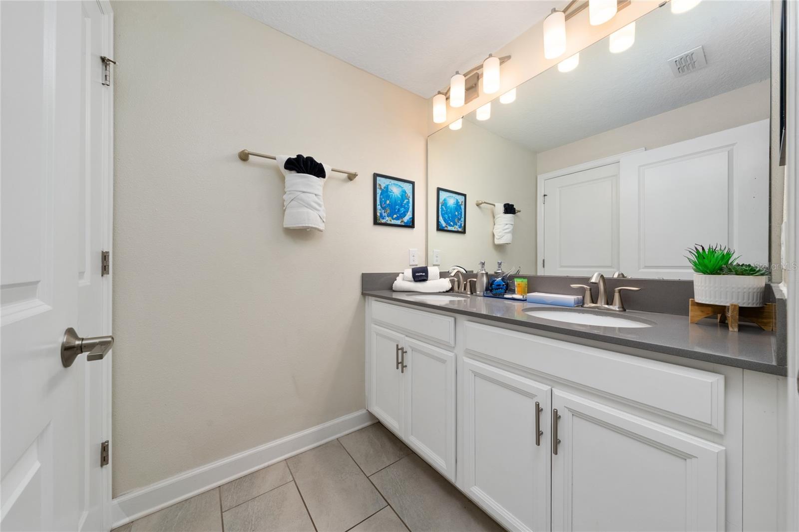 8991 CABOT CLIFFS DR, DAVENPORT, FL, 33896