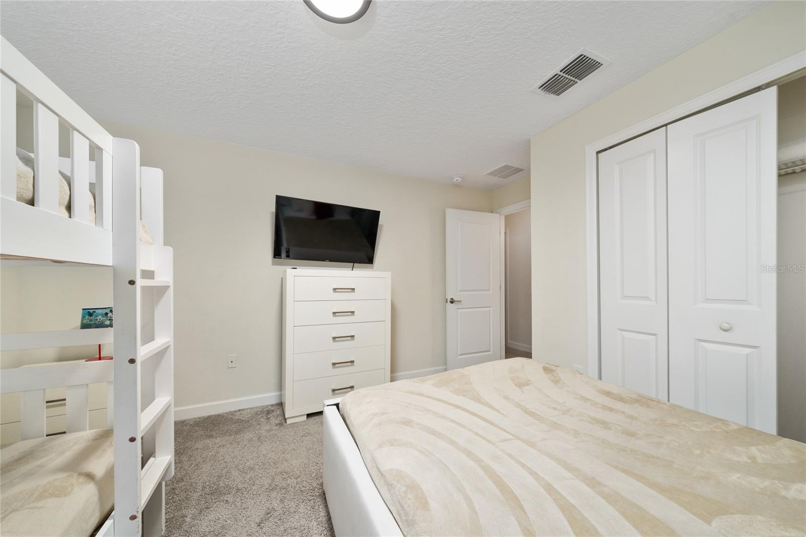 8991 CABOT CLIFFS DR, DAVENPORT, FL, 33896