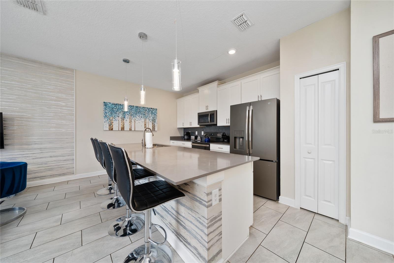 8991 CABOT CLIFFS DR, DAVENPORT, FL, 33896