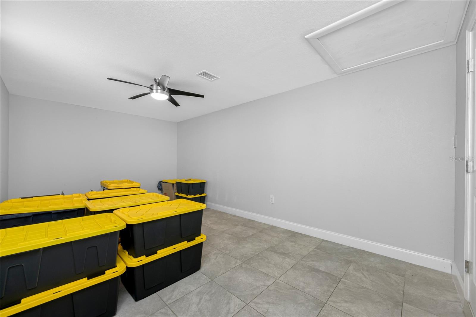 2212 NE COACHMAN RD, CLEARWATER, FL, 33765