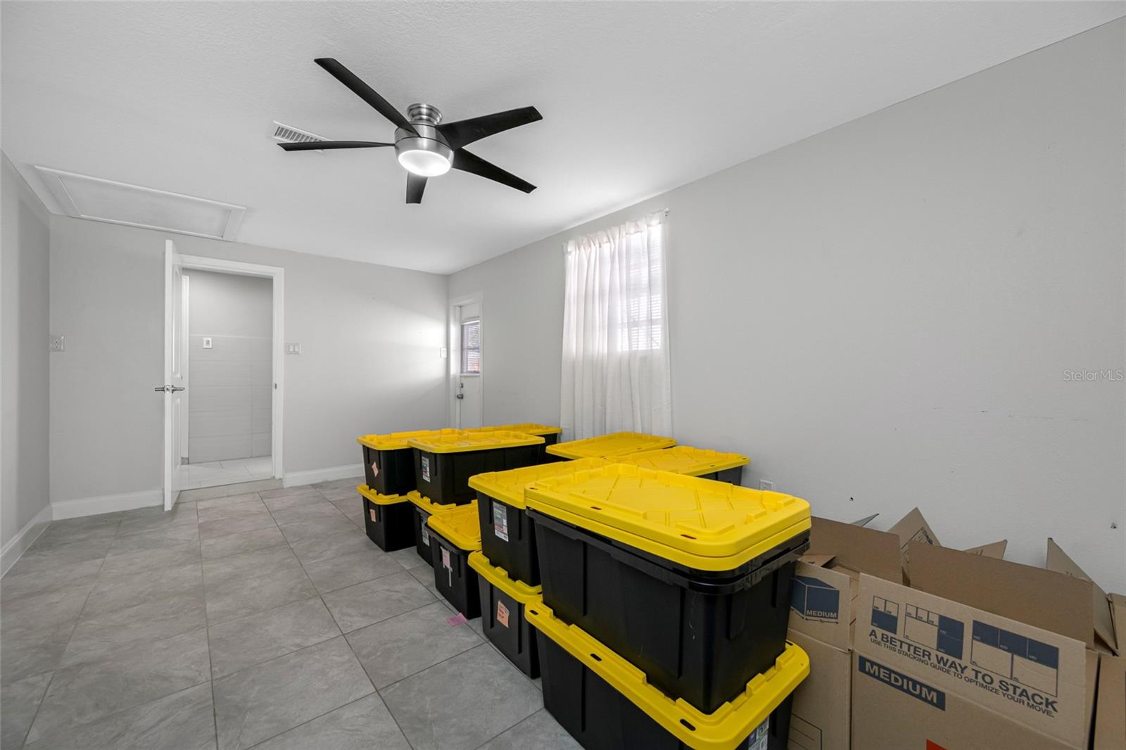 2212 NE COACHMAN RD, CLEARWATER, FL, 33765