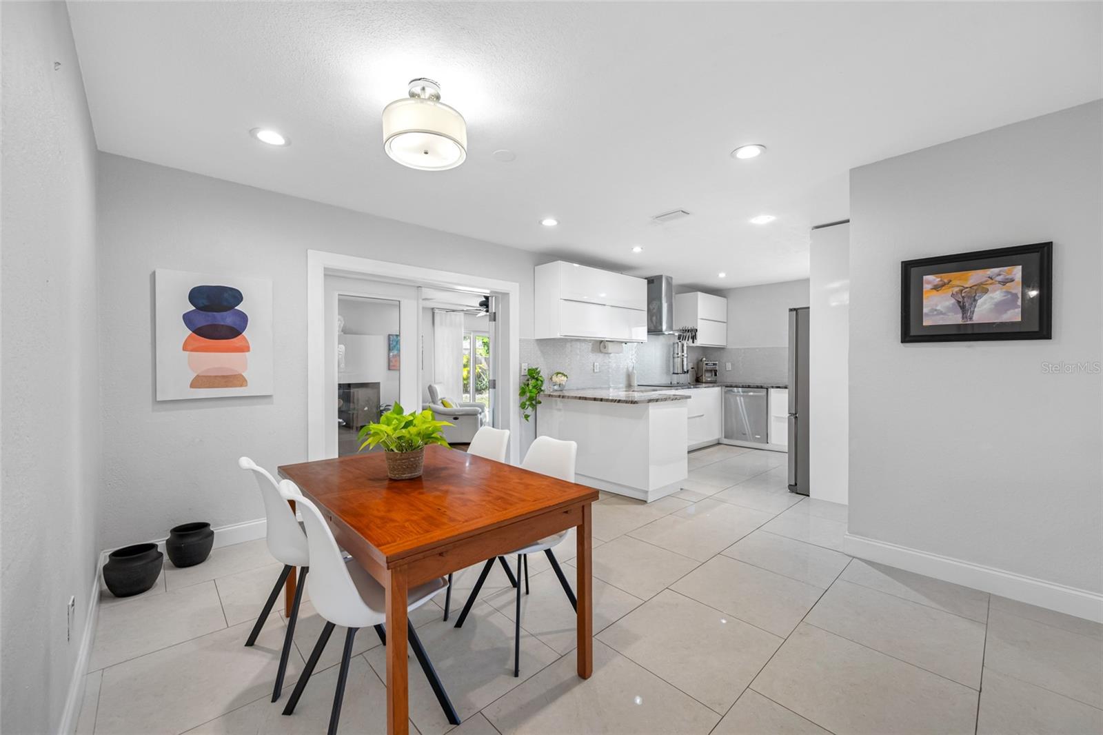 2212 NE COACHMAN RD, CLEARWATER, FL, 33765
