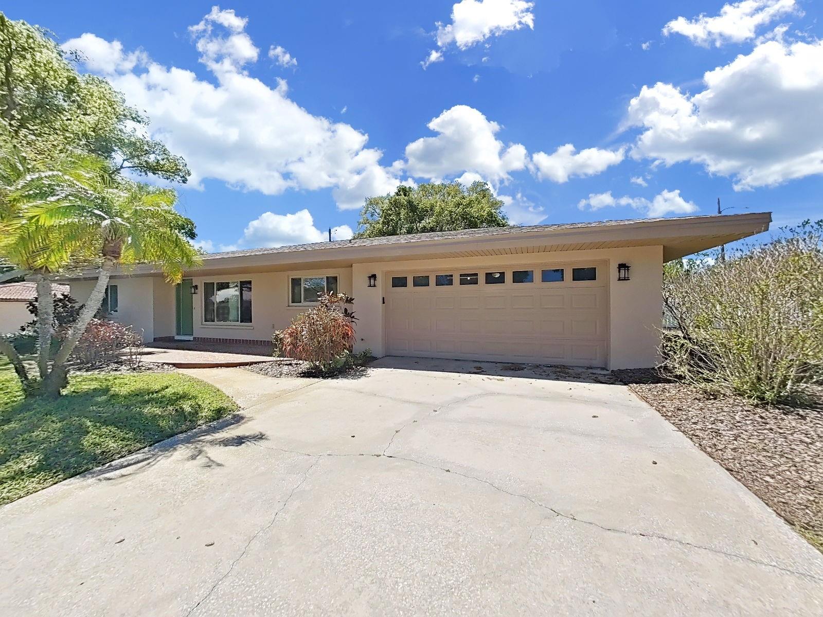 1100 CANTERBURY RD, CLEARWATER, FL, 33764