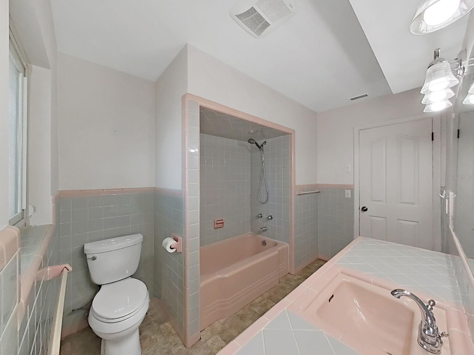 1100 CANTERBURY RD, CLEARWATER, FL, 33764