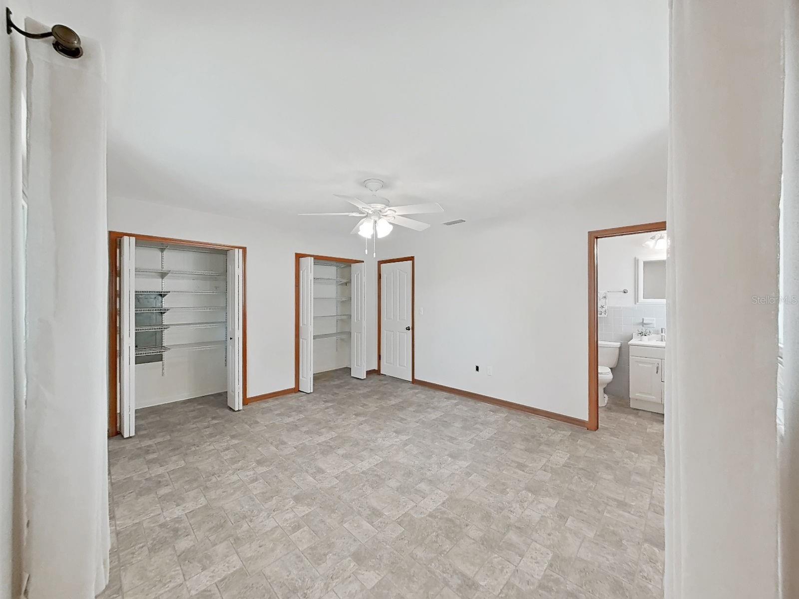 1100 CANTERBURY RD, CLEARWATER, FL, 33764