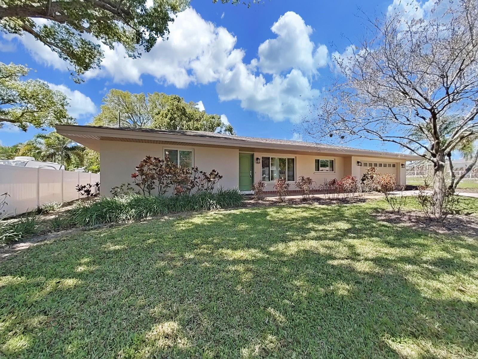1100 CANTERBURY RD, CLEARWATER, FL, 33764