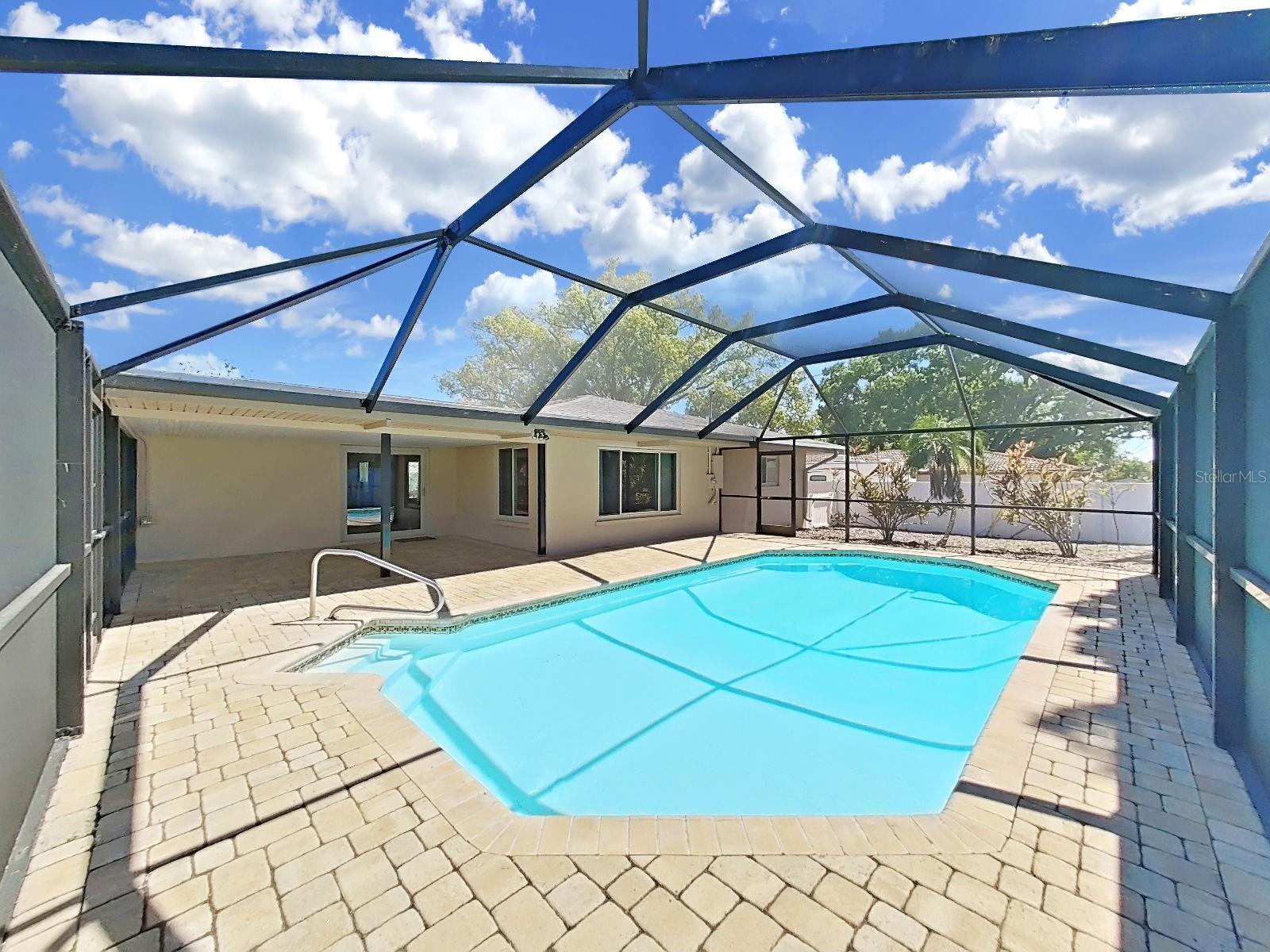 1100 CANTERBURY RD, CLEARWATER, FL, 33764