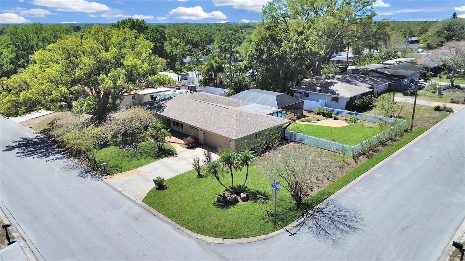 1100 CANTERBURY RD, CLEARWATER, FL, 33764