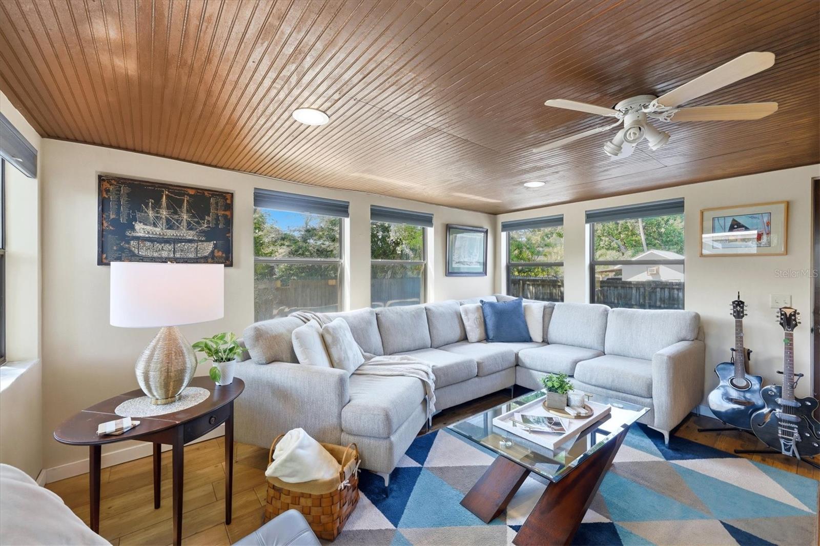 2456 ARDEN DR, SARASOTA, FL, 34232