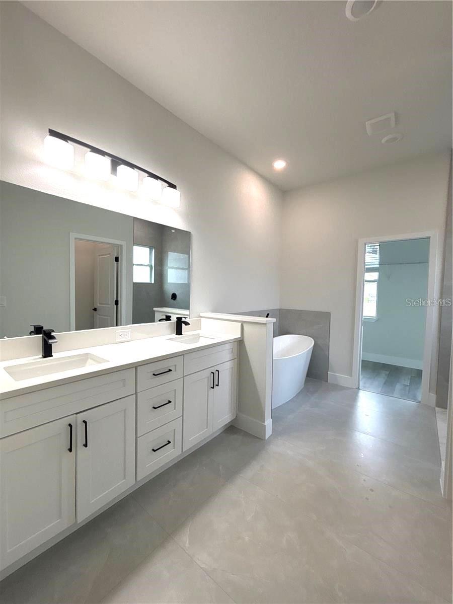3068 VELVET LN, NORTH PORT, FL, 34286
