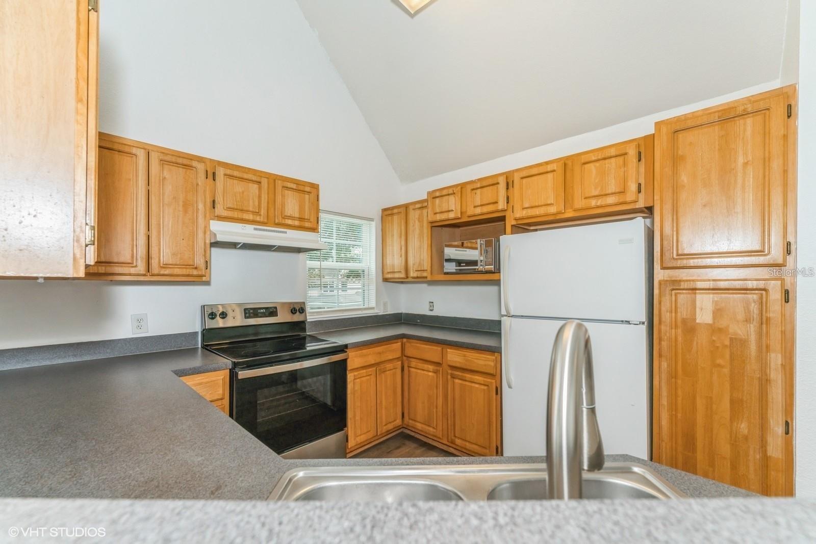 3368 PARKCHESTER SQUARE BLVD #204, ORLANDO, FL, 32835