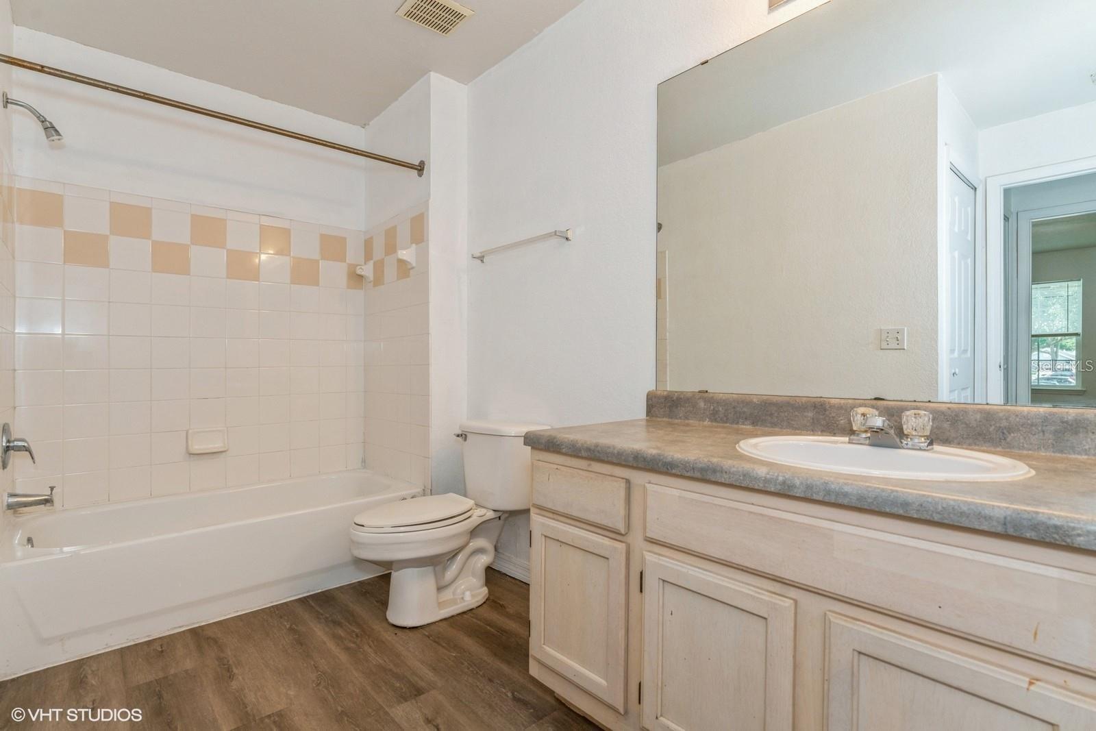 3368 PARKCHESTER SQUARE BLVD #204, ORLANDO, FL, 32835