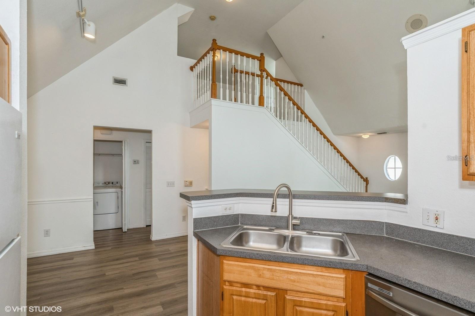 3368 PARKCHESTER SQUARE BLVD #204, ORLANDO, FL, 32835