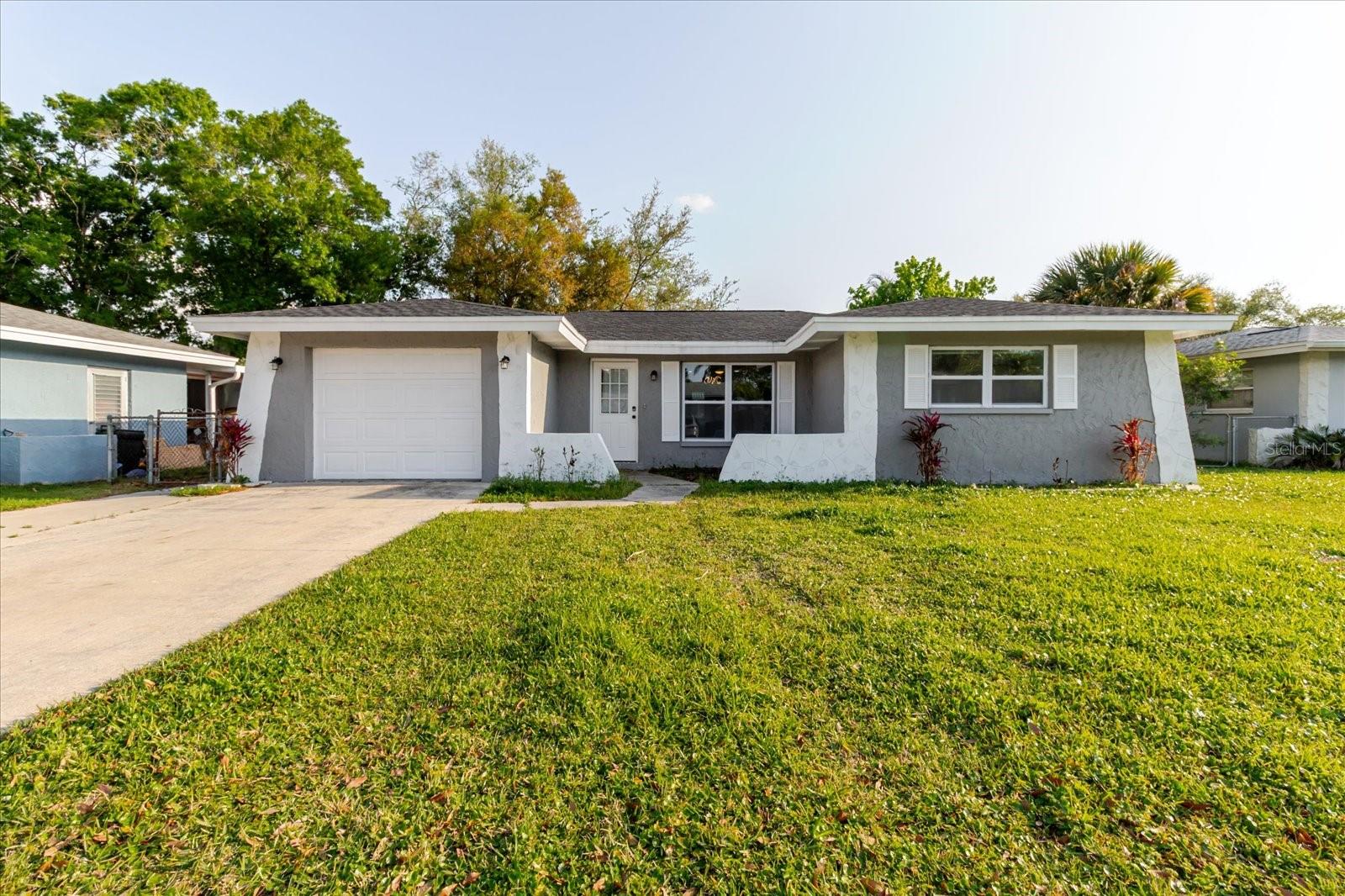 1811 FOREST DR, OLDSMAR, FL, 34677