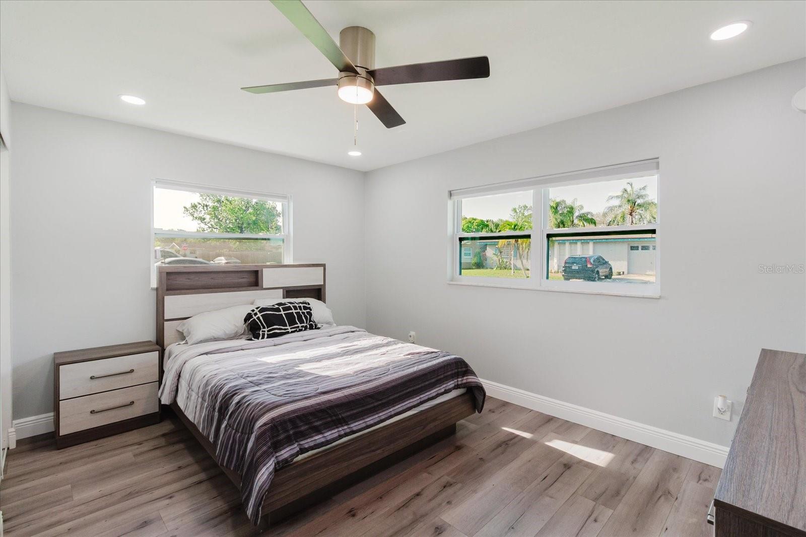 1811 FOREST DR, OLDSMAR, FL, 34677