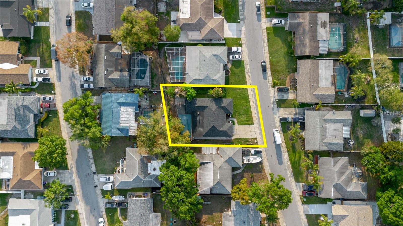 1811 FOREST DR, OLDSMAR, FL, 34677