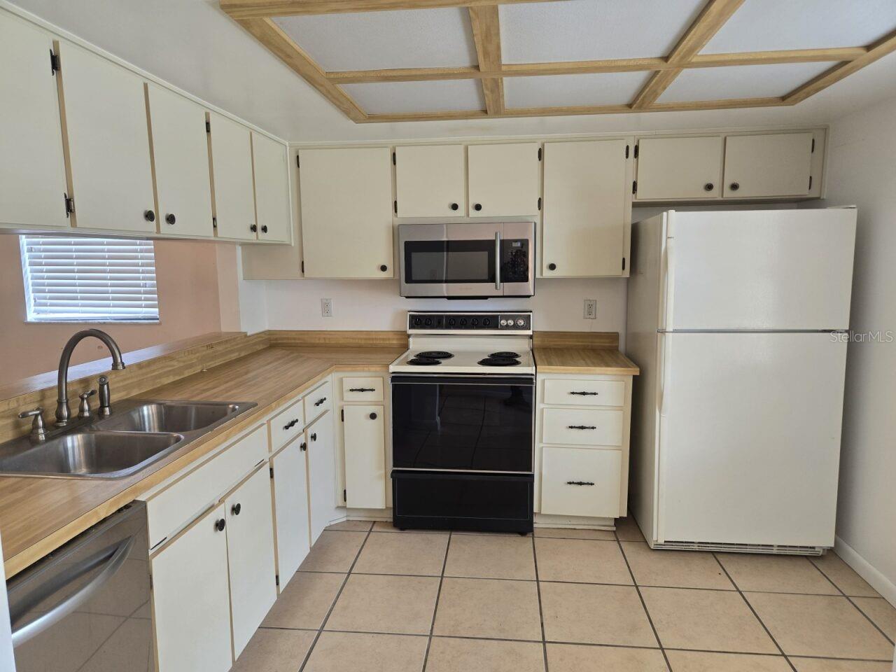 38349 COTTONWOOD PL #1, ZEPHYRHILLS, FL, 33542