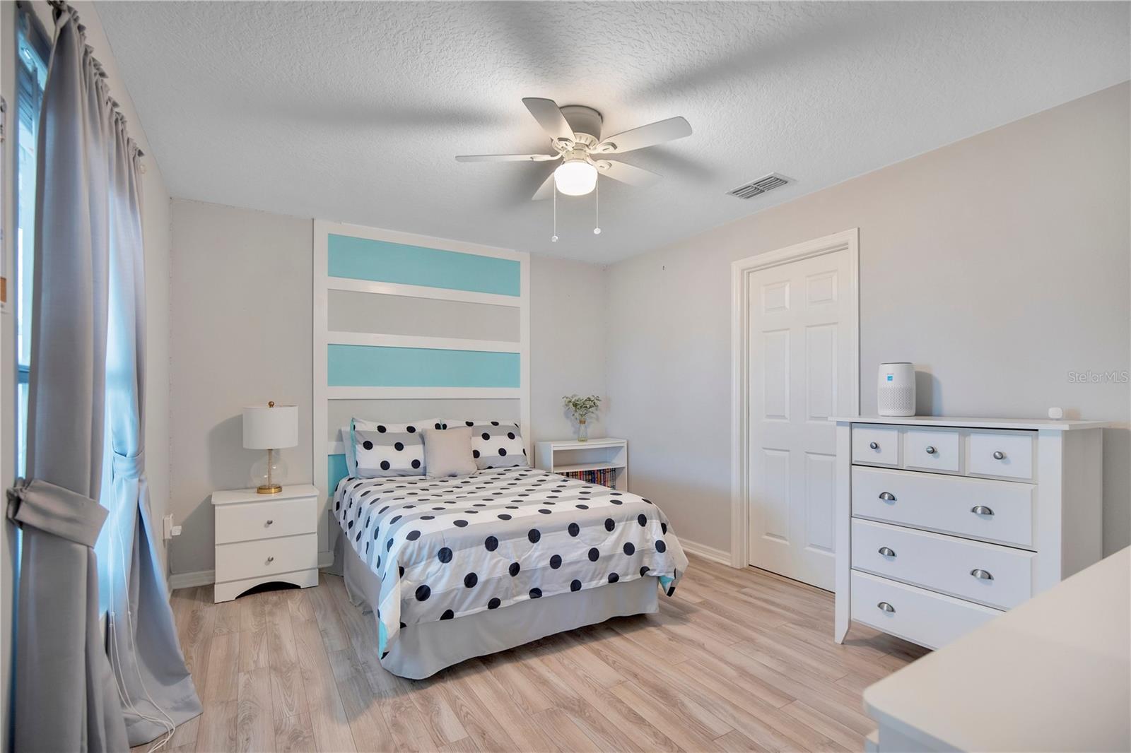 1763 WATERSIDE OAKS DR, ORANGE CITY, FL, 32763