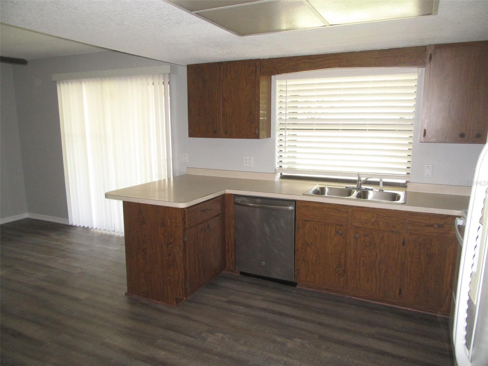 1074 BIRCHCREST BLVD, PORT CHARLOTTE, FL, 33952