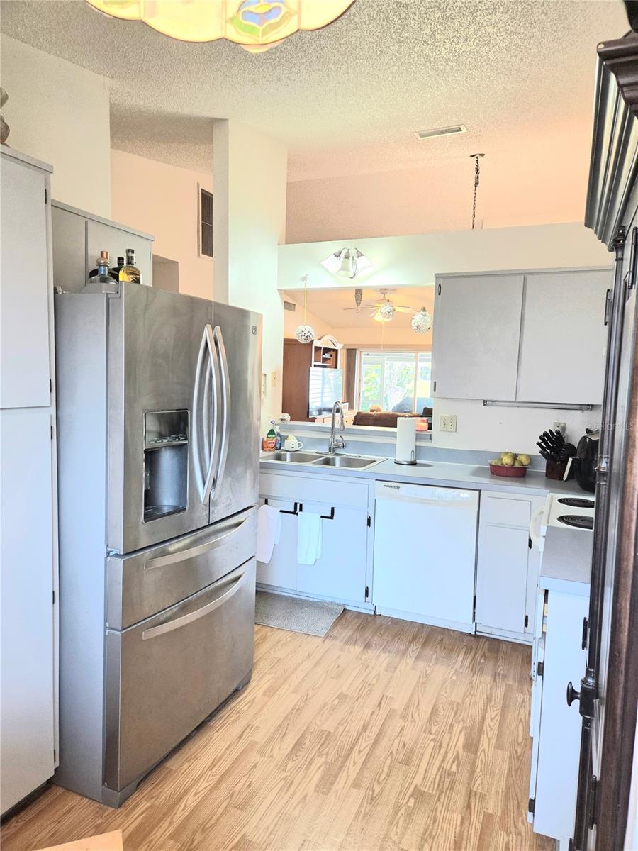 3121 E BEECHER DR E #D, PALM HARBOR, FL, 34683