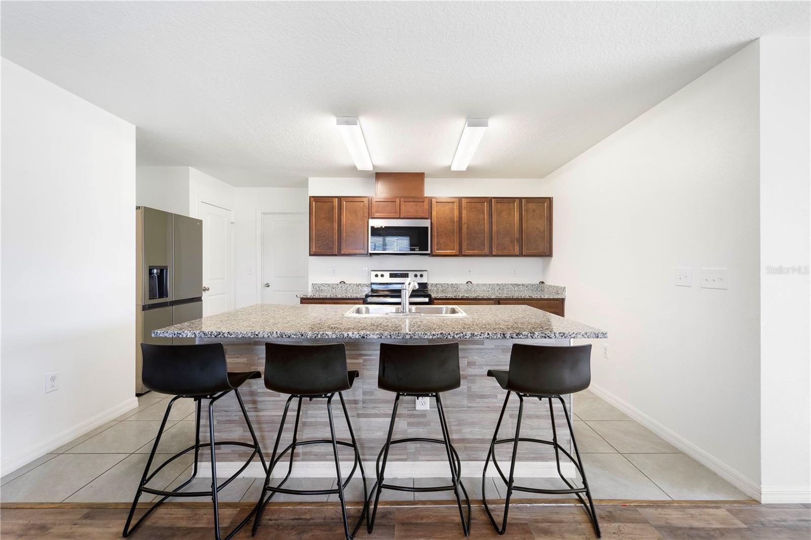 820 OVERPOOL AVE, DAVENPORT, FL, 33896