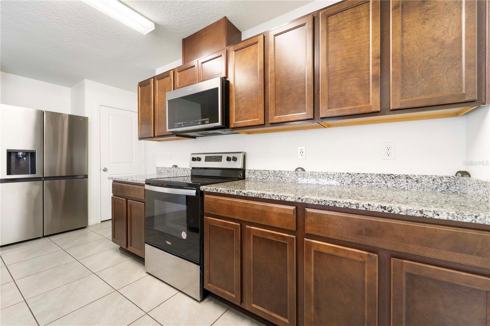 820 OVERPOOL AVE, DAVENPORT, FL, 33896