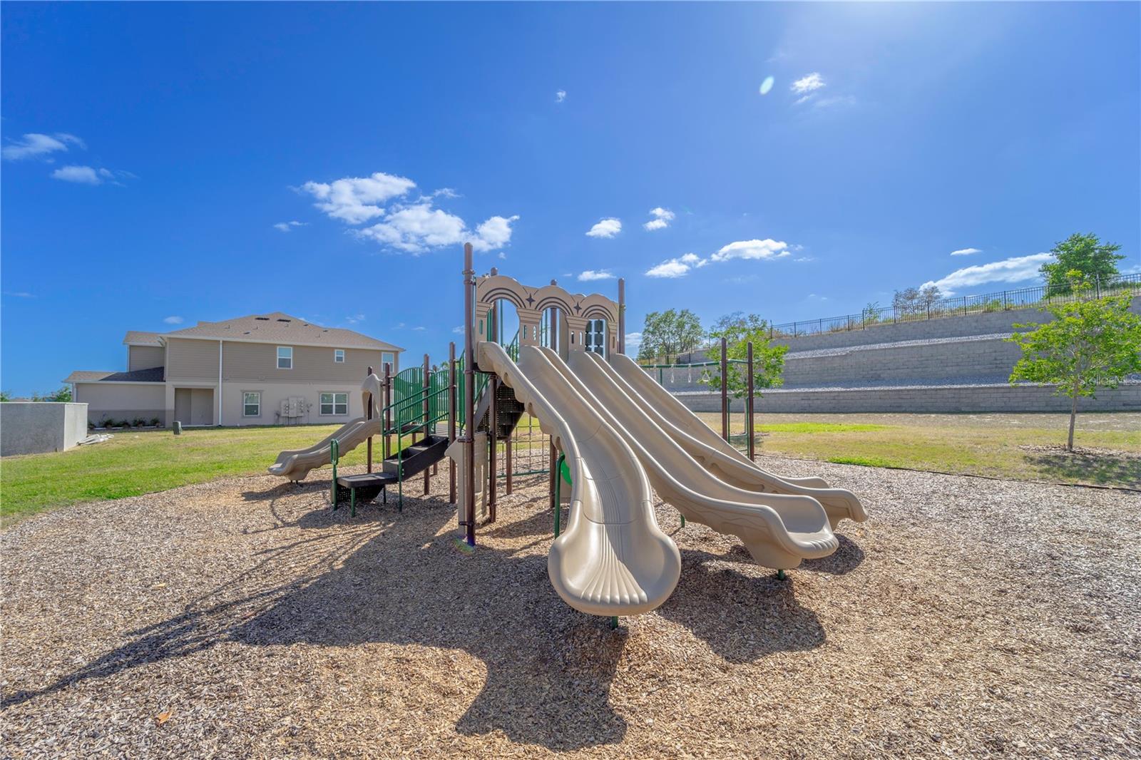 820 OVERPOOL AVE, DAVENPORT, FL, 33896
