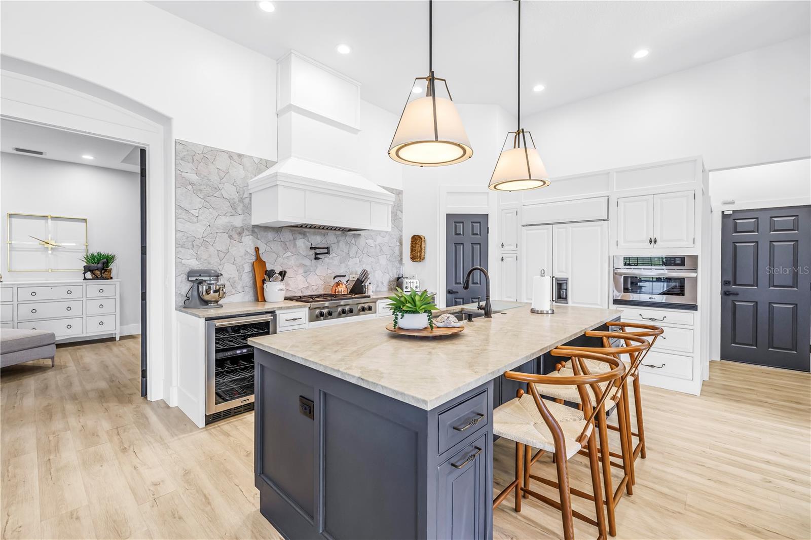 11902 WOODLAND TER, PARRISH, FL, 34219