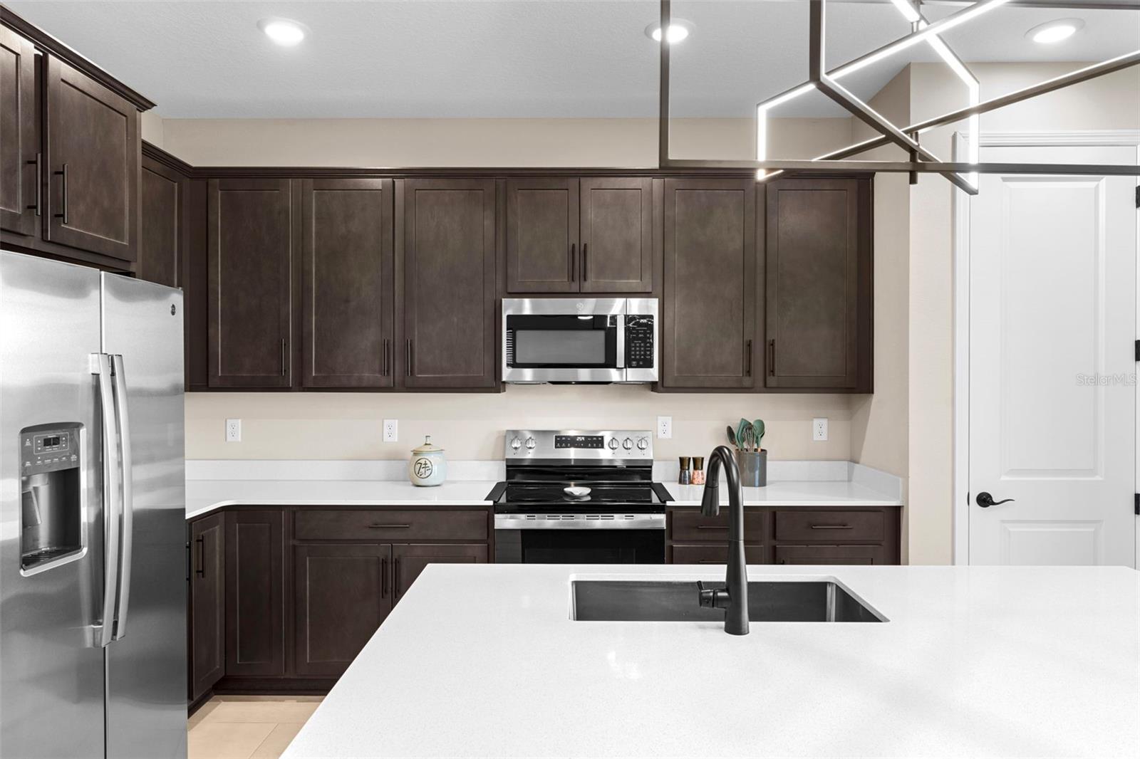 872 GRIFFON AVE, LAKE ALFRED, FL, 33850
