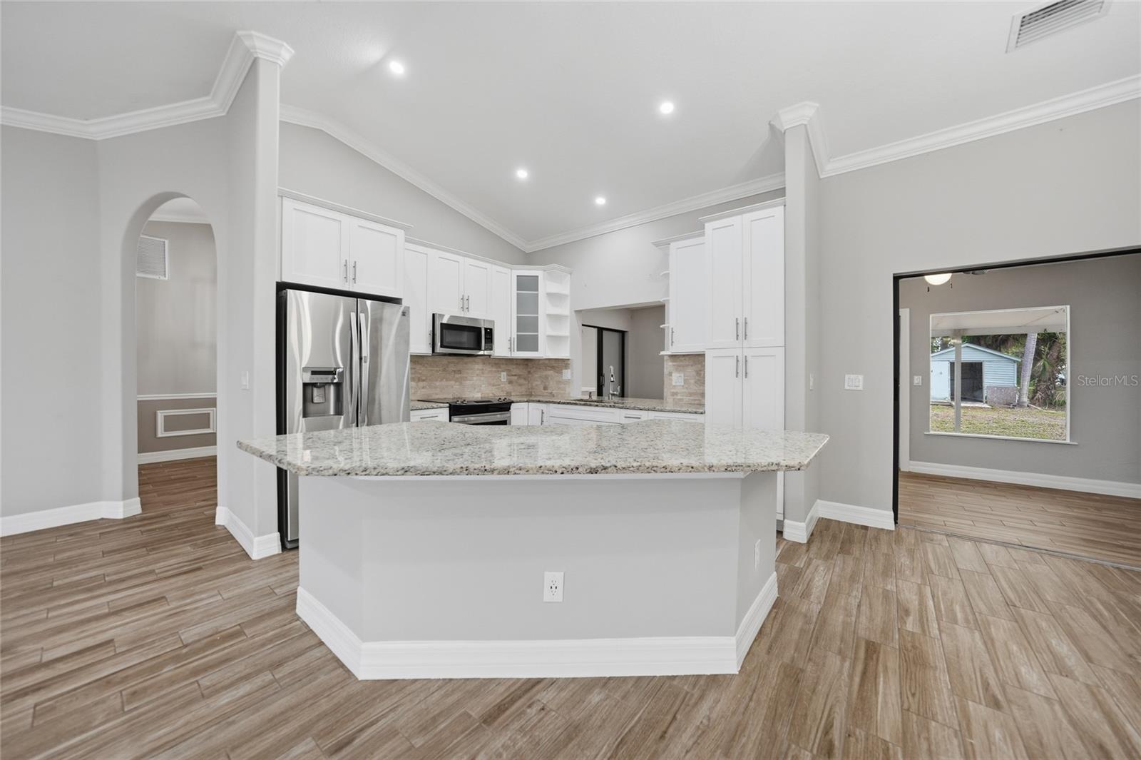 20246 HAMILTON AVE, PORT CHARLOTTE, FL, 33952