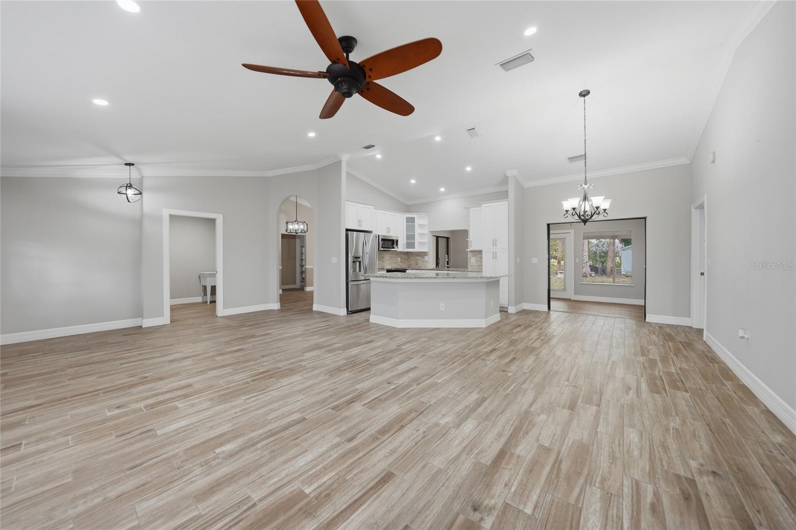 20246 HAMILTON AVE, PORT CHARLOTTE, FL, 33952