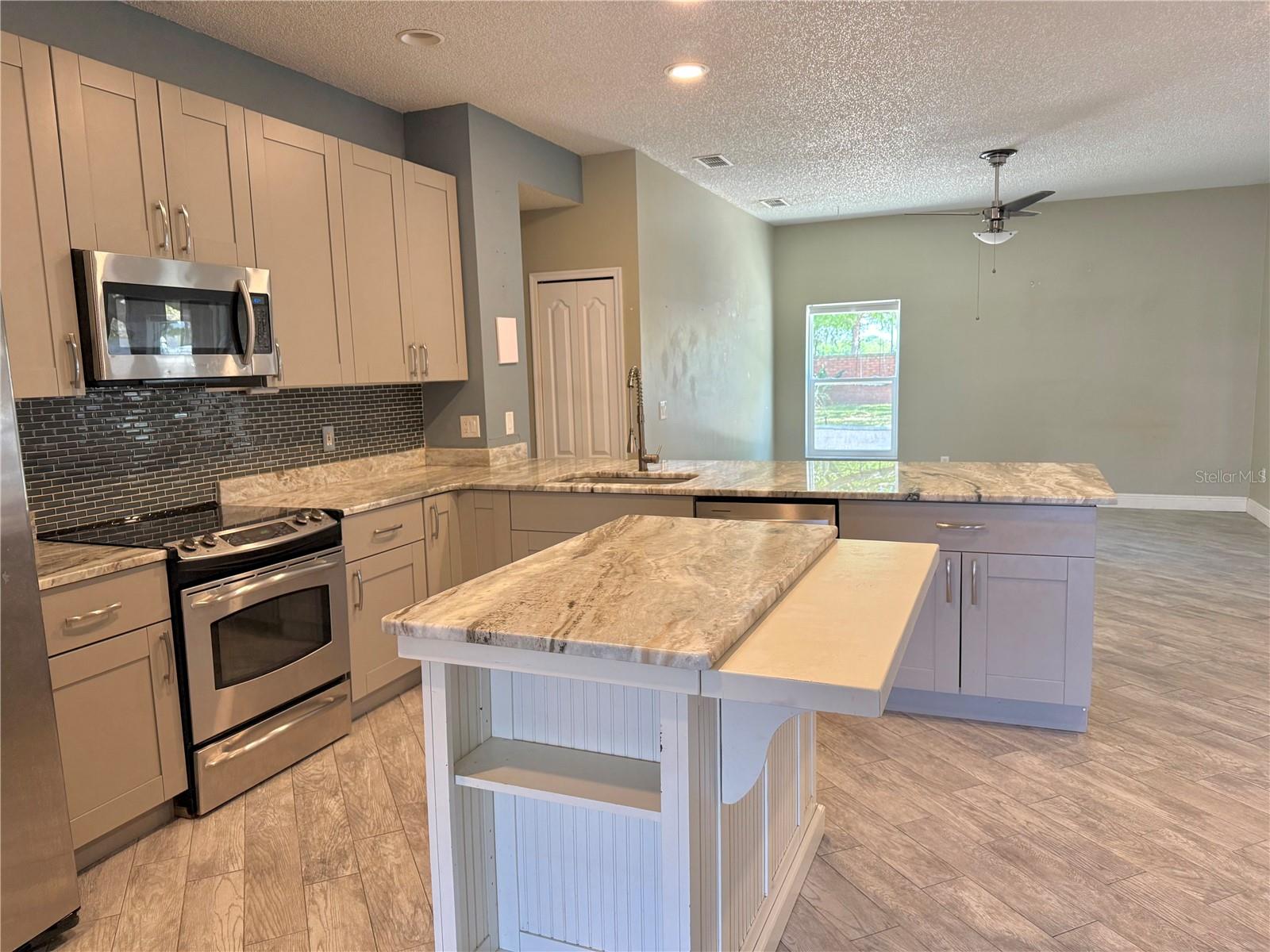 2031 WINTERMERE POINTE DR, WINTER GARDEN, FL, 34787