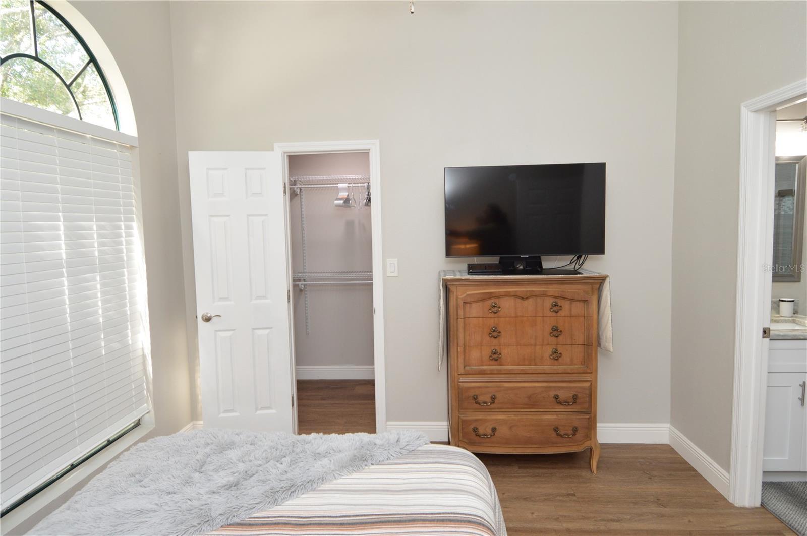 8613 MALLARD RESERVE DR #202, TAMPA, FL, 33614