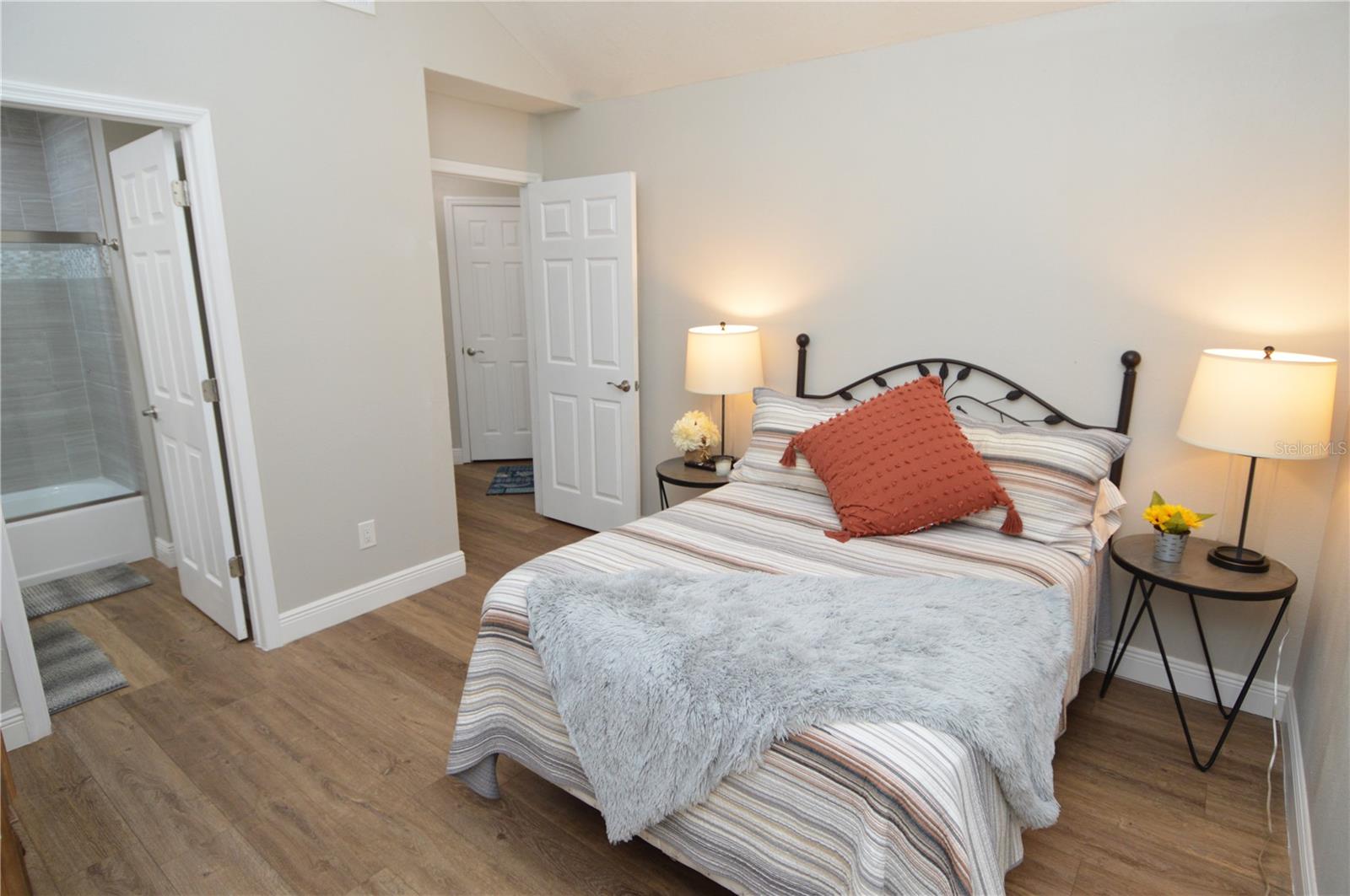 8613 MALLARD RESERVE DR #202, TAMPA, FL, 33614