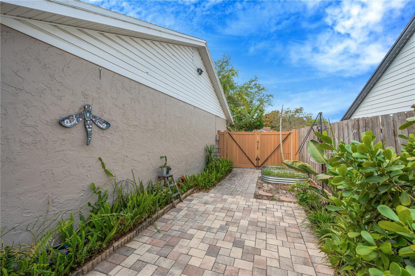 13921 CHERRY DALE LN, TAMPA, FL, 33618