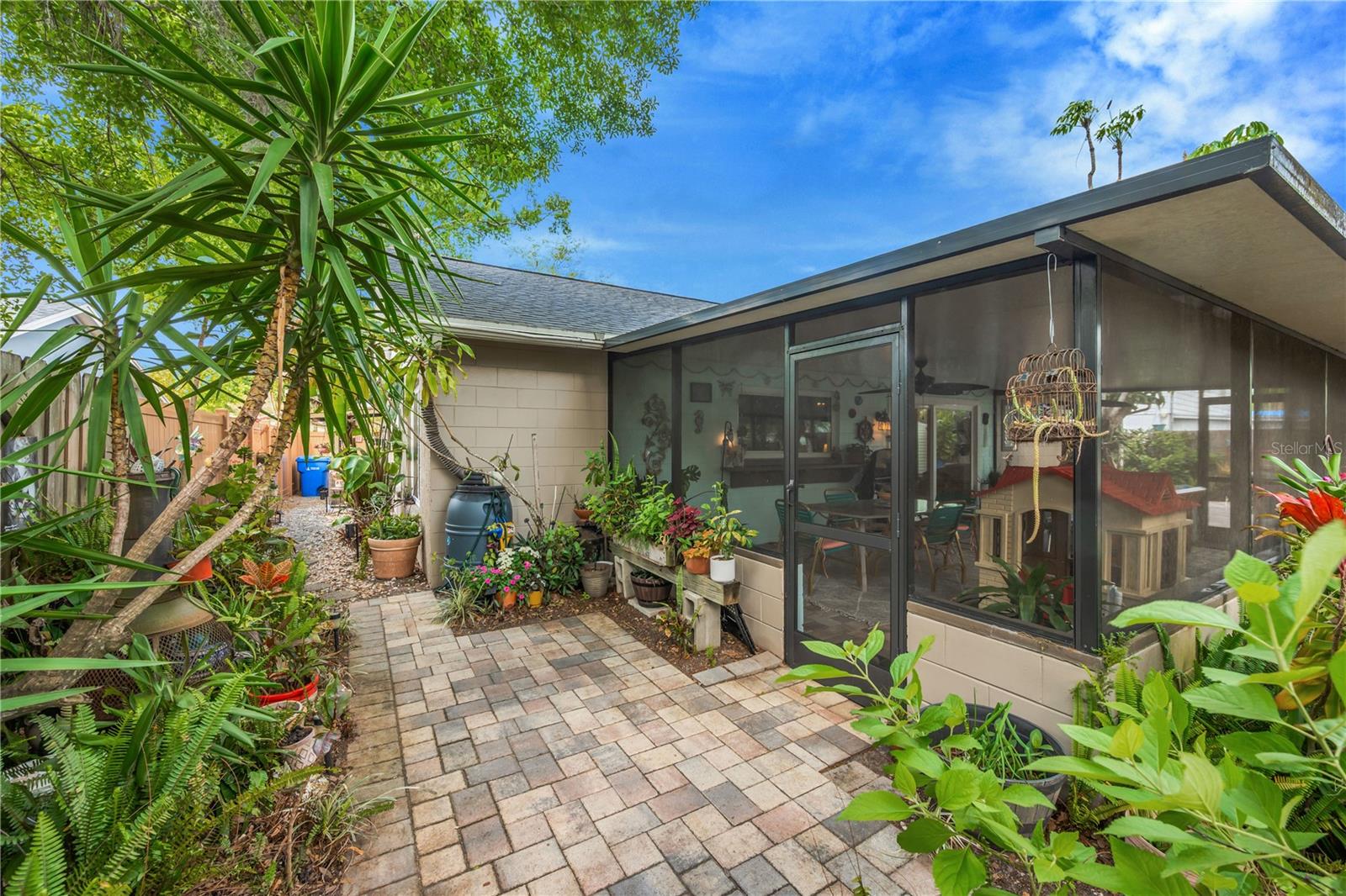 13921 CHERRY DALE LN, TAMPA, FL, 33618