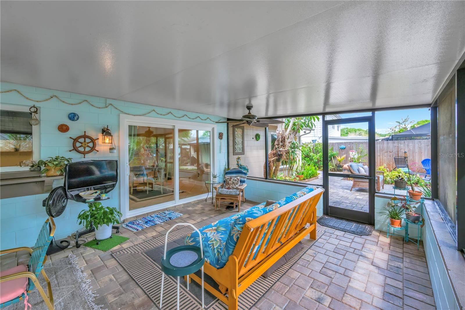 13921 CHERRY DALE LN, TAMPA, FL, 33618