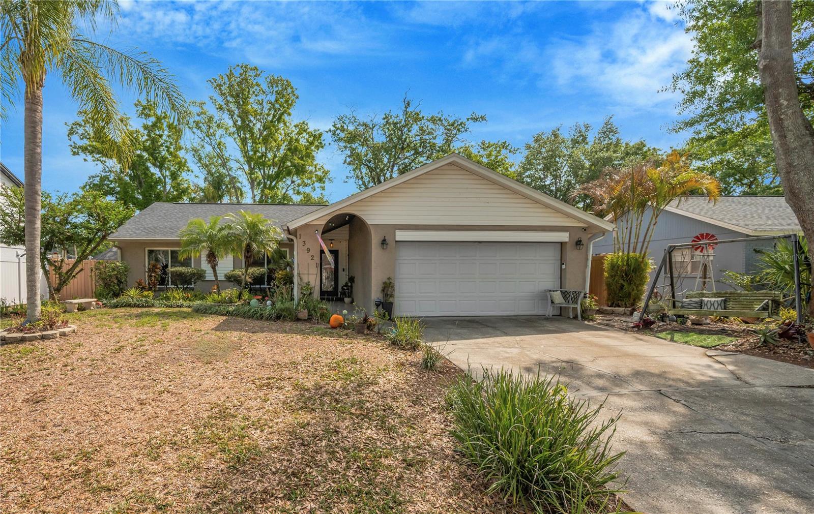 13921 CHERRY DALE LN, TAMPA, FL, 33618