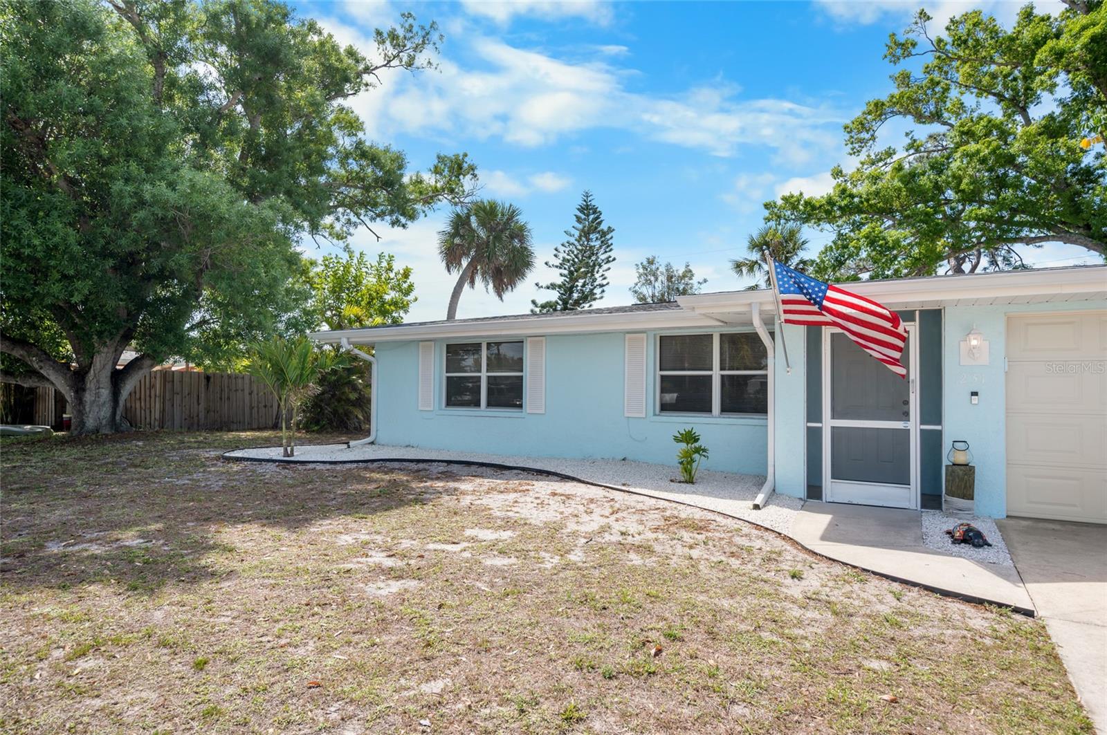 231 LAKEVIEW LN, ENGLEWOOD, FL, 34223