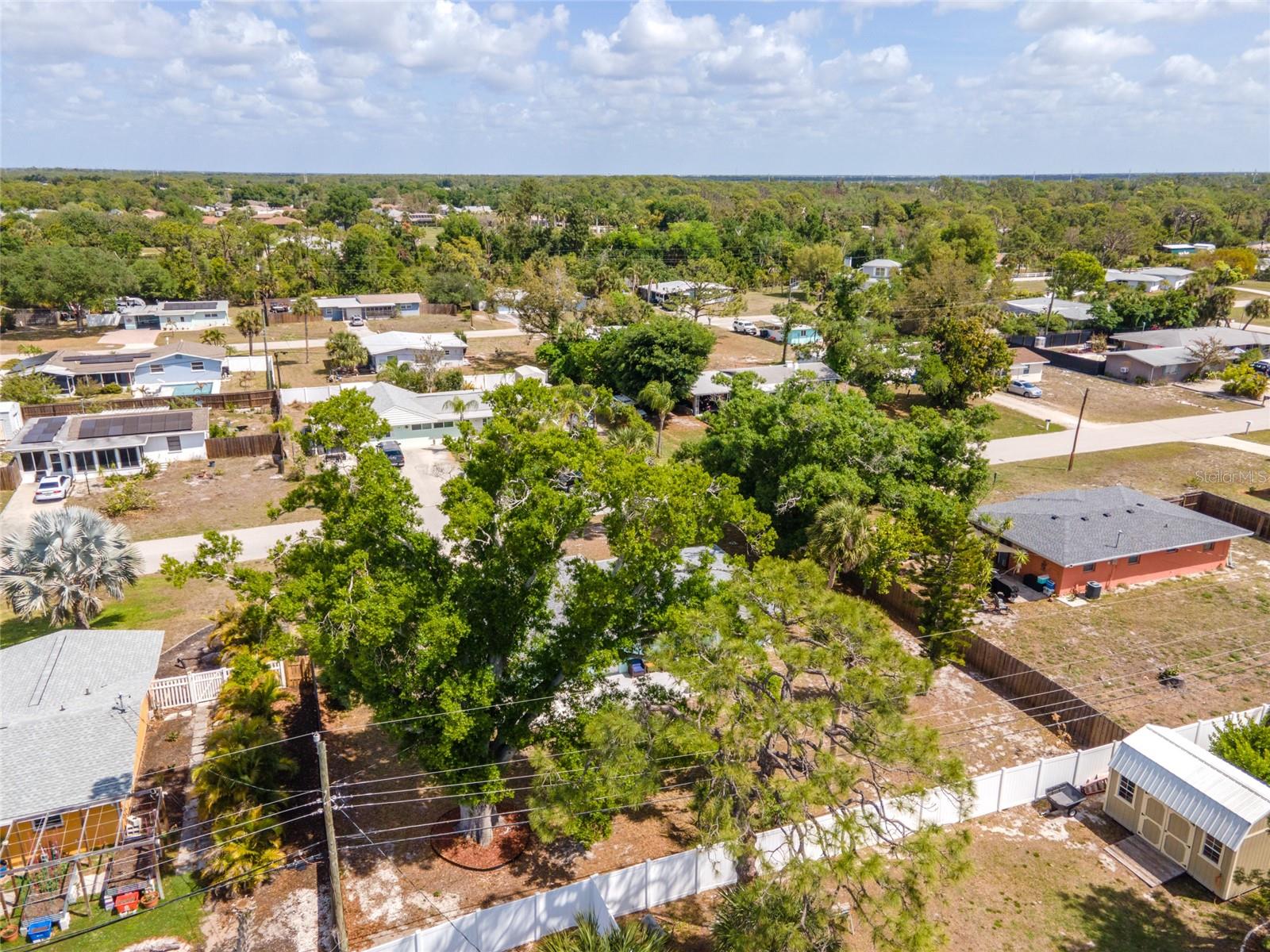 231 LAKEVIEW LN, ENGLEWOOD, FL, 34223
