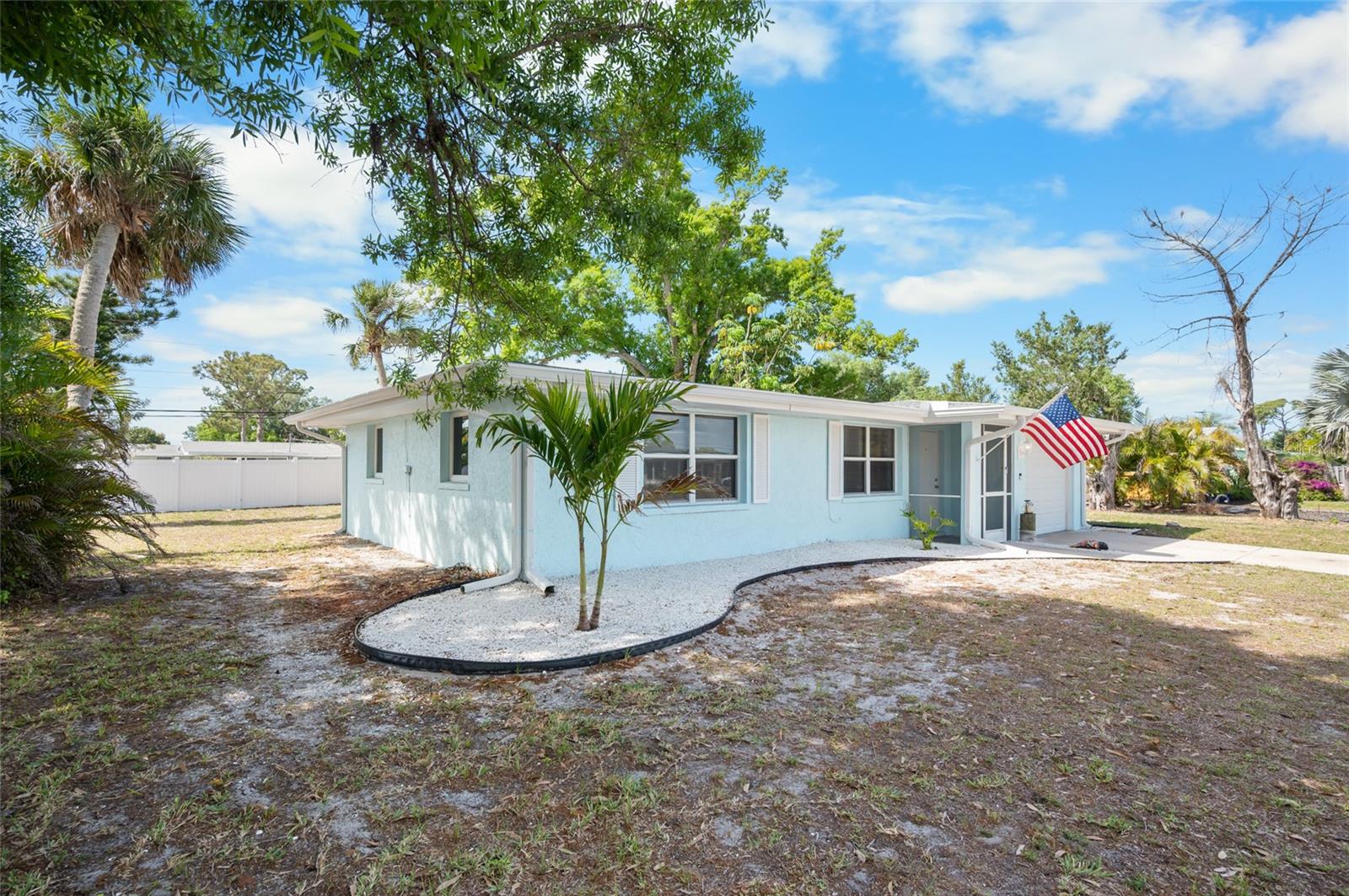 231 LAKEVIEW LN, ENGLEWOOD, FL, 34223