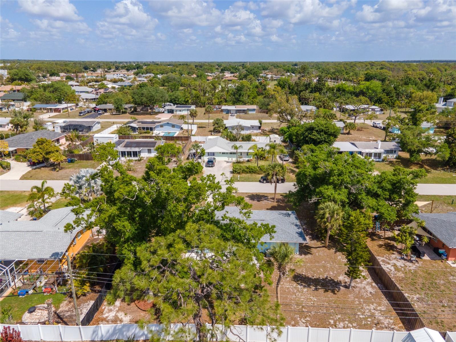 231 LAKEVIEW LN, ENGLEWOOD, FL, 34223
