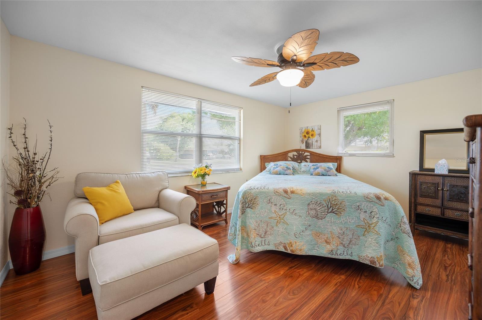 231 LAKEVIEW LN, ENGLEWOOD, FL, 34223