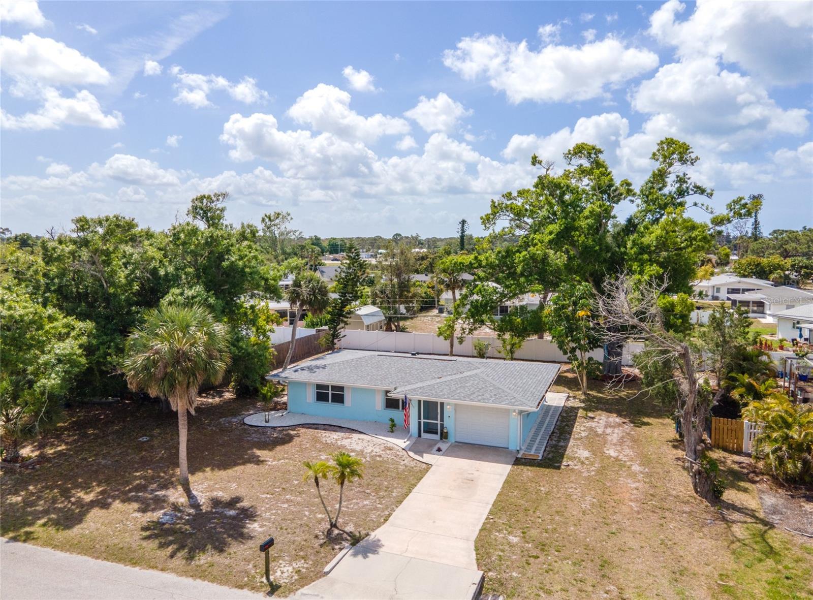 231 LAKEVIEW LN, ENGLEWOOD, FL, 34223
