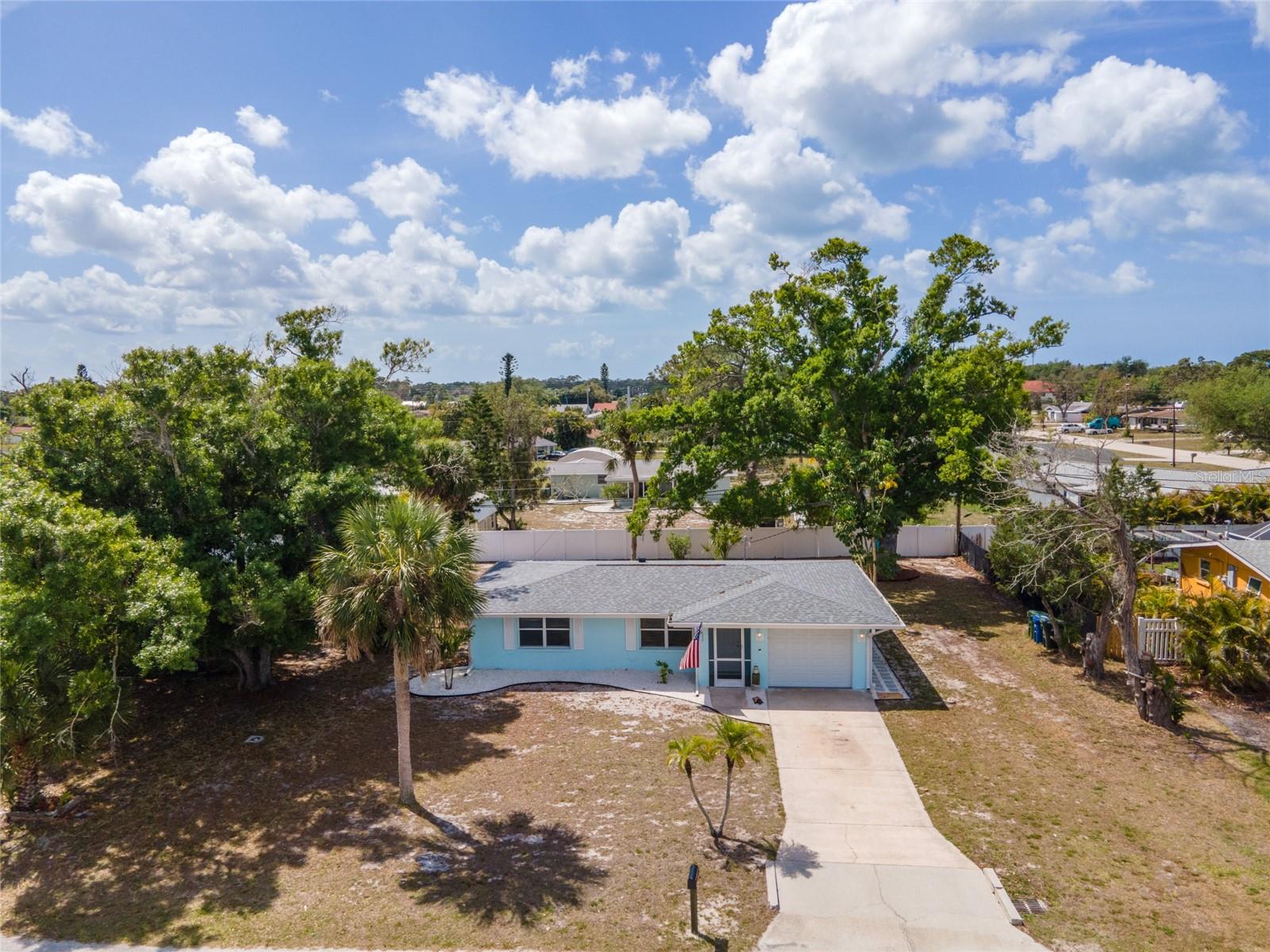 231 LAKEVIEW LN, ENGLEWOOD, FL, 34223