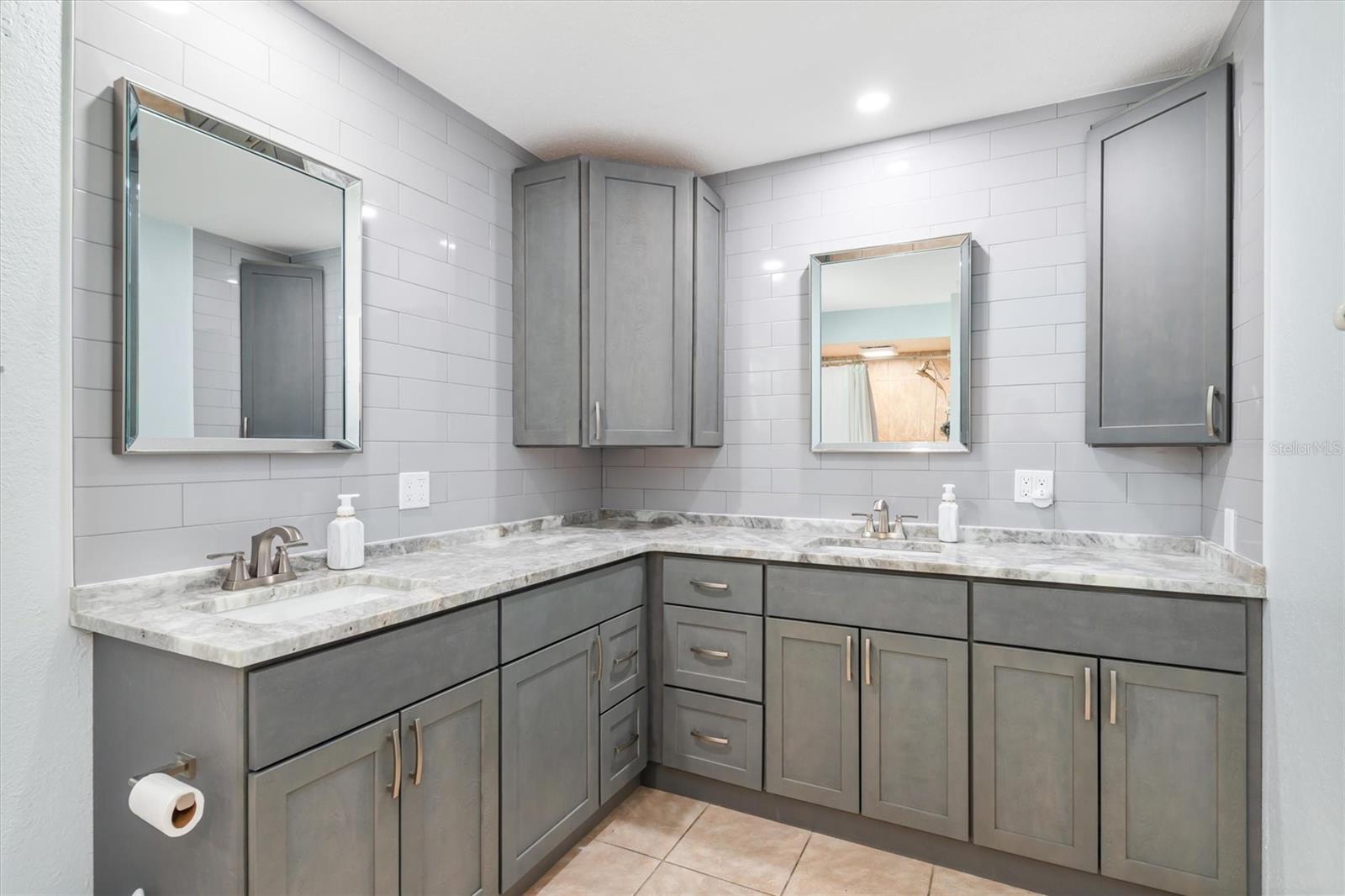 10104 RAFFERTY AVE, ENGLEWOOD, FL, 34224